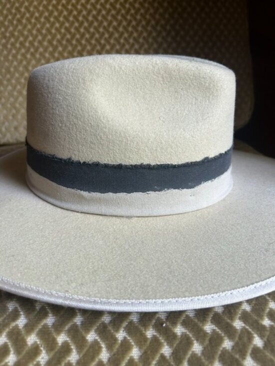 Wyeth Wide Brim Rancher Soft Australian Wool Brown Band Concho Fedora Hat NEW